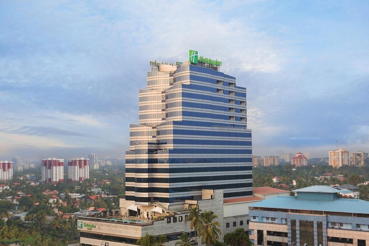 Holiday Inn Cochin By Ihg Kochi Zewnętrze zdjęcie Holiday Inn Colombo